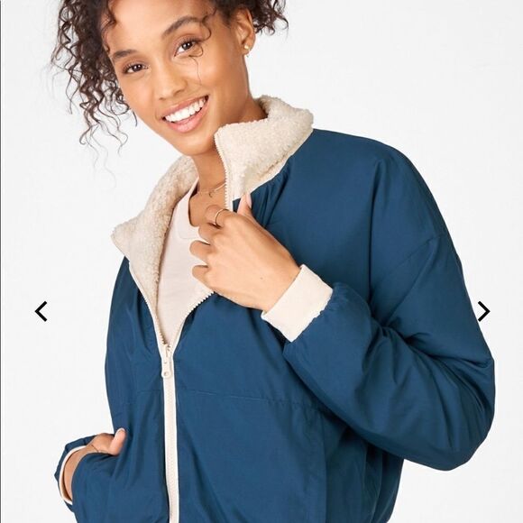 NWT FABLETICS Spencer Reversible Jacket - Picture 3 of 12